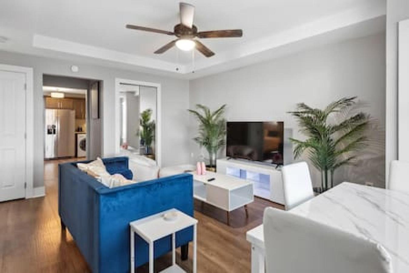 Your Cozy 2-bedroom Midtown
